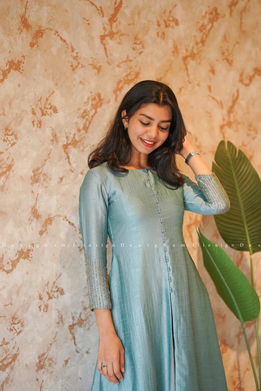 Two Piece (MSD-081)