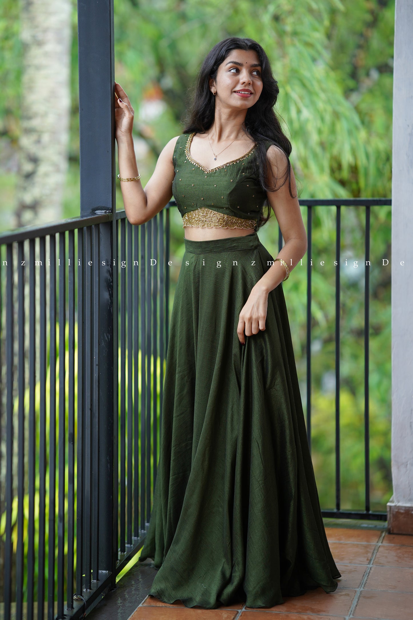 Skirt and Crop Top (MSD-073)